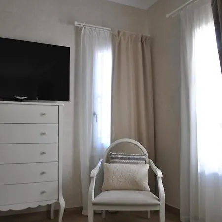 La De Pilar Lägenhetshotell 3*
