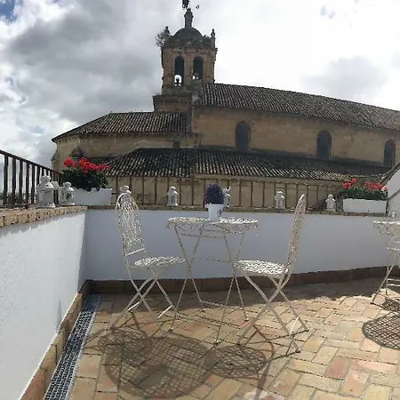 La De Pilar Lägenhetshotell 3*