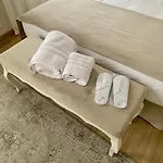 La De Pilar Lejlighedshotel