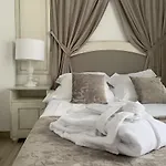 La De Pilar Lejlighedshotel 4*