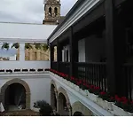 La De Pilar