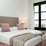 Lejlighedshotel La De Pilar 4*