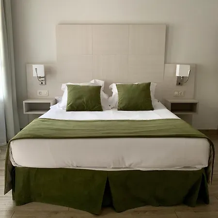 La De Pilar 4* Córdoba
