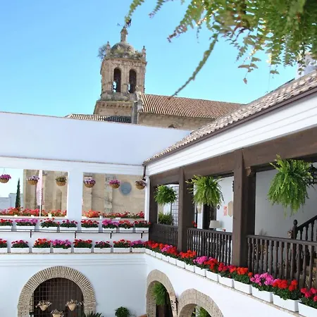 Aparthotel La De Pilar 4*