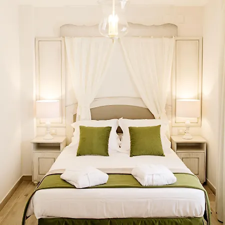 La De Pilar Aparthotel