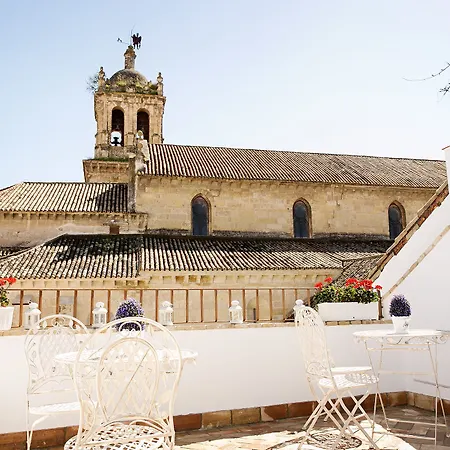 Aparthotel La De Pilar Cordoba