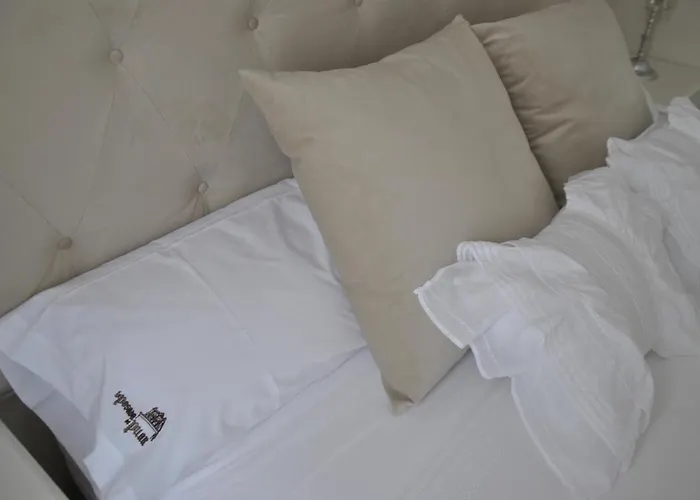 La De Pilar Hotel apartamentowy 4*